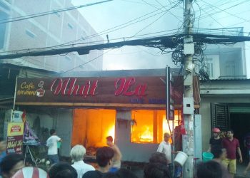 Cháy nhà đường Ấp Chiến Lược quận Bình Tân