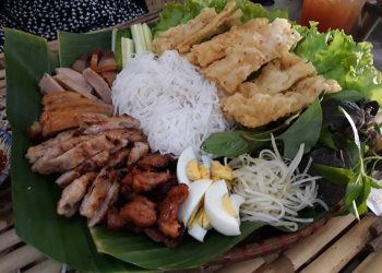 Review quán Đặc Sản Quê Nhà – khu cư xá Vĩnh Hội, quận 4