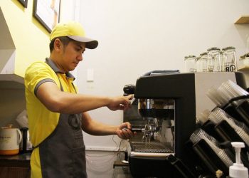 Khởi nghiệp bán cà phê