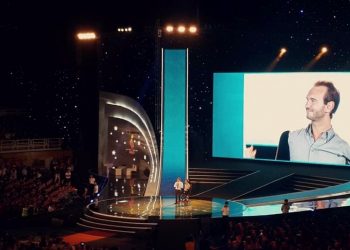Nhìn từ chương trình Nick Vujicic tại VN